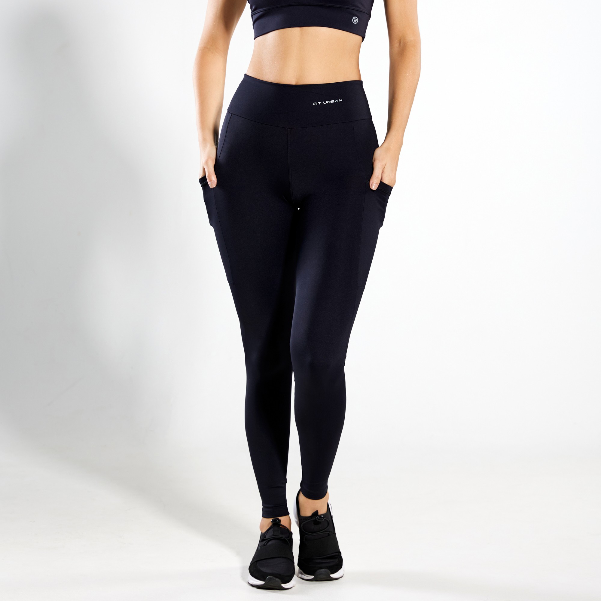 Calça Legging Poliamida com Bolso Lateral Preta