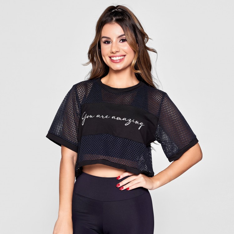 Cropped Fitness Tela You Are Amazing Preto