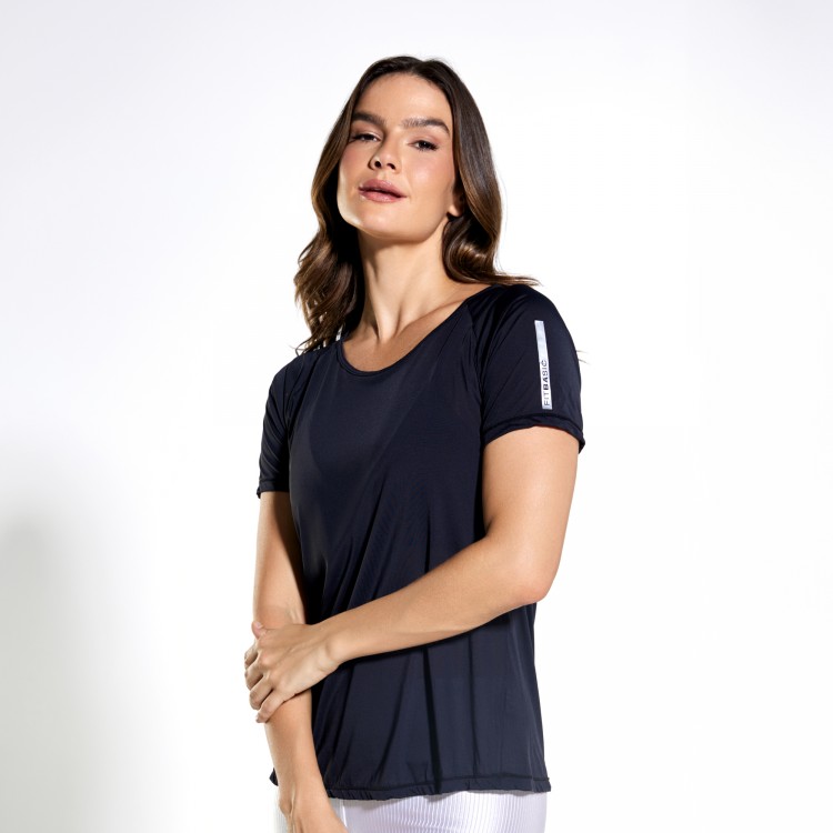 Blusa Ultralight Poliamida Raglan Preta